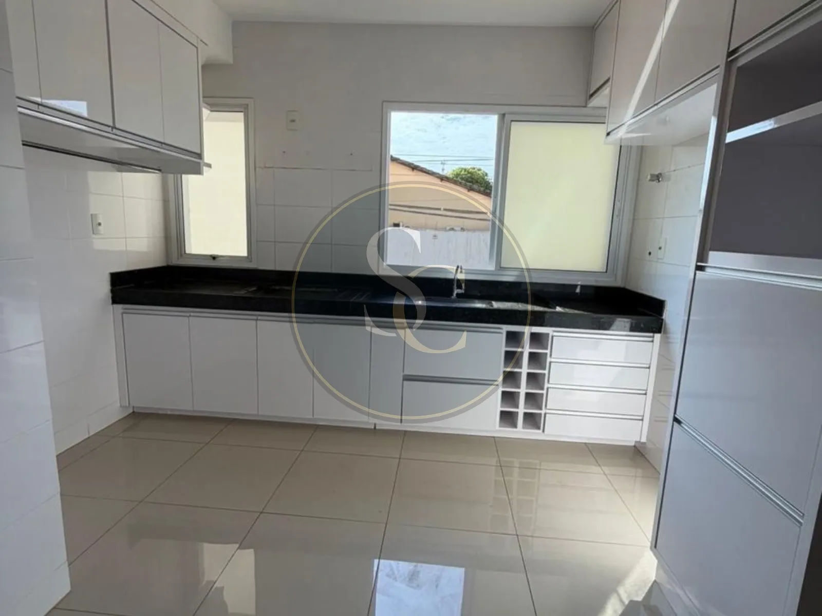 0045A - APARTAMENTO 2/4 COM SUÍTE NO SANTA MÔNICA — foto 1 de 10